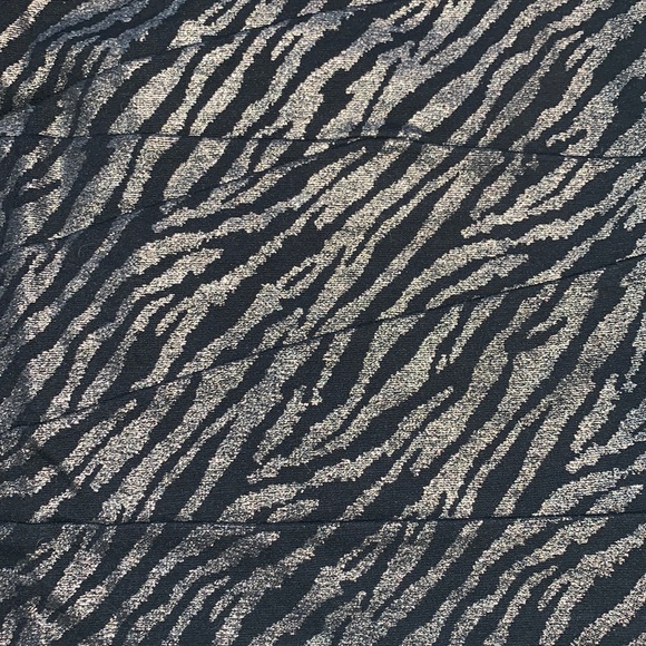 Black / Pewter Metallic Zebra Rib Knit Bodycon Mini Skirt - Picture 3 of 14